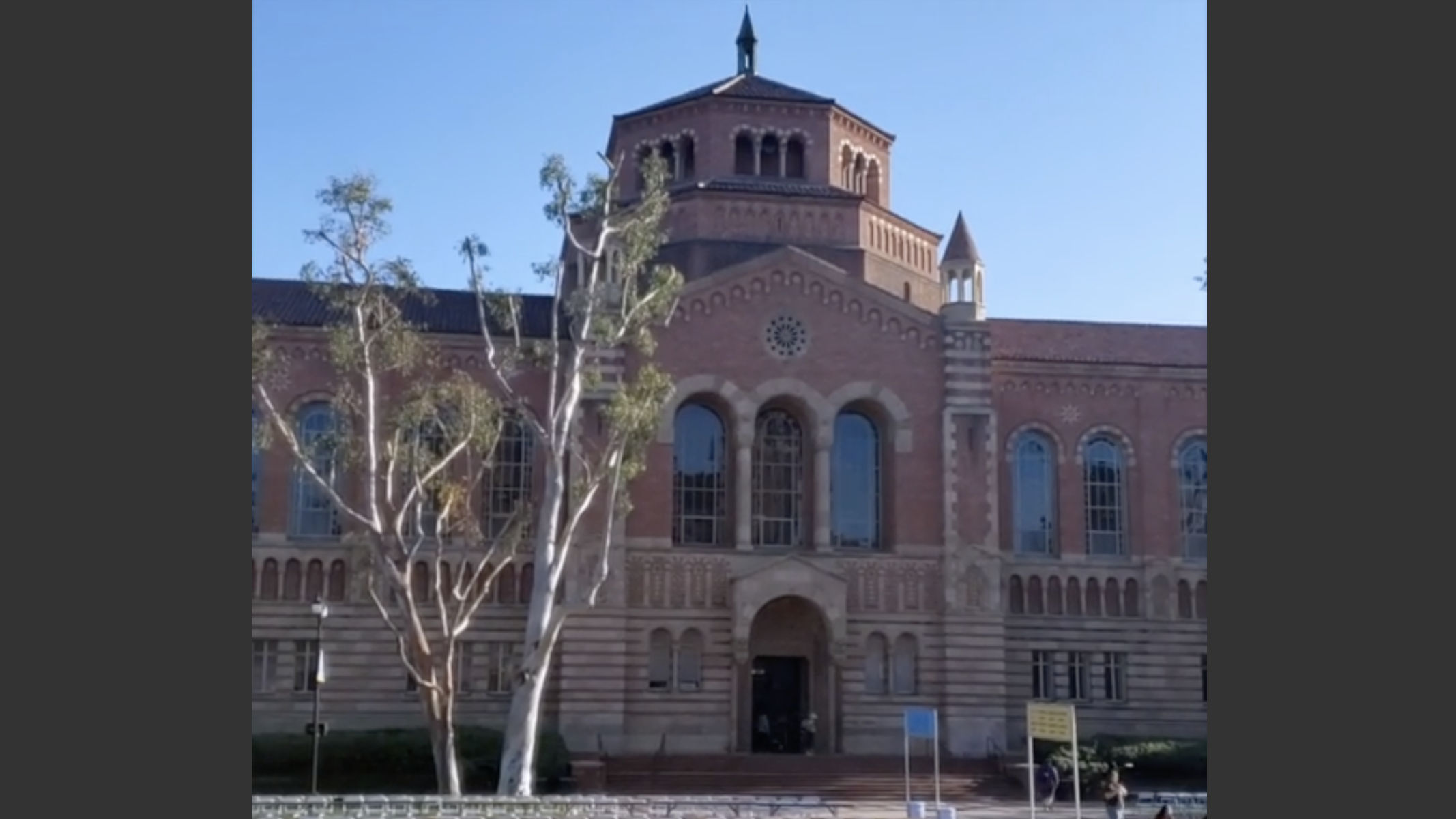 UCLA carillon